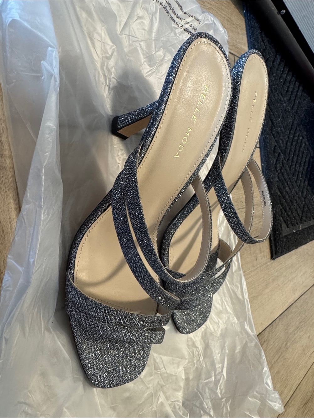 Pelle Moda Glittery Silver Strappy Heeled Sandals size 9 used once